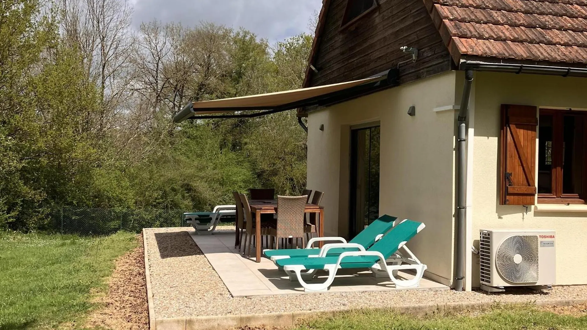 Lac Bleu Nr 17 Lacapelle-Marival 0*,  Франция